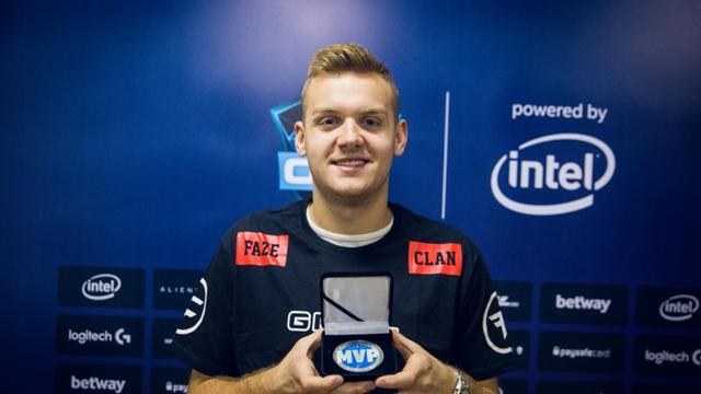 2022LPL夏季赛战队海报，看看你最支持哪支队伍？